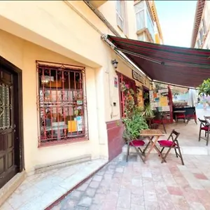  Apartamento Céntrico Muy Luminoso, Junto Al Teatro Y Con Vistas A La Alcazaba